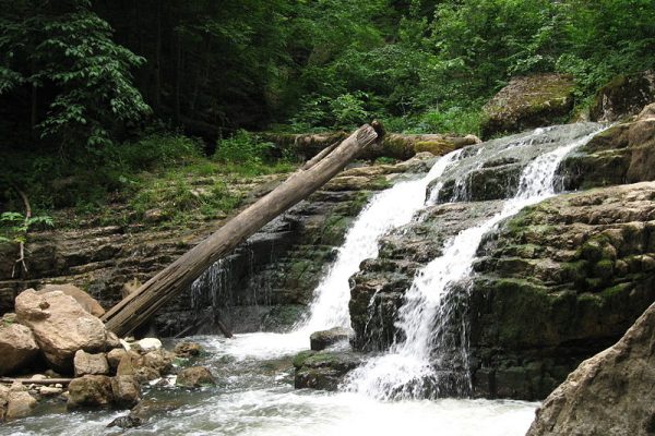 Խաչաղբյուր_գետի_ջրվեժը